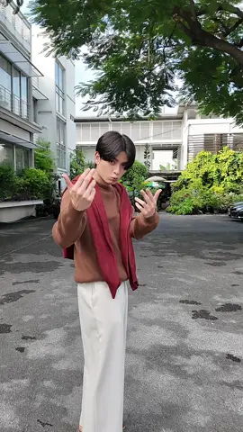 มันเป็นช็อกเลยดิ๊ 😱 กัดคำไหนก็เจอแต่ช็อกบอกเลยว่าเยิฟป๊อกกี้กล่องนี้สุดๆ ❤️🍫 #Pocky #PockyRichChocolate #ฟีลริชแบบช็อก 