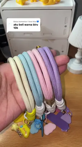 Membalas @I love blue💙 #strapphone 