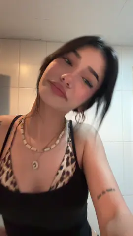 Bastaki harekete bende anlam veremedim