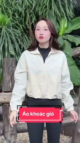Áo khoác gió đang được miễn phí ship tận nhà nha các bà ơi #changne1999 #coolmate #aogiochongnuoc #aogionu 