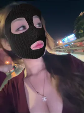 Chặn hưn cém nứa đôu @ngan . 