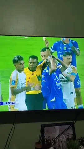 1 kata utk wasit? 😥 #fyppppppppppppppppppppppp #persib #beckhamputra #kartumerah 