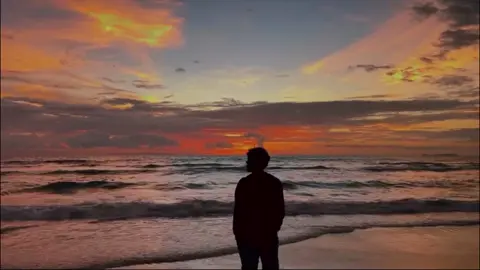 អរគុណណាស់អូនសម្លាញ់ដែលផ្តល់ក្តីស្រឡាញ់ឱ្យបងមួយរយៈ ហើយបងក៏នឹងសុំចូលខ្លួនកំដរបើអូនពិបាកចិត្ត