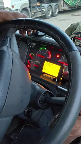 GANTI PEDAL VOLVO FM  NGACIR LAGI... 