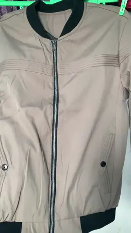 Nako2x guys ang ganda nang jacket nto kaya ano pang hinihintay check out na dali dito ⬇️ 