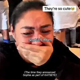 Dream mothers🥹❤️ #fyp #katseye #mom #viral #cute  ||@KATSEYE ||