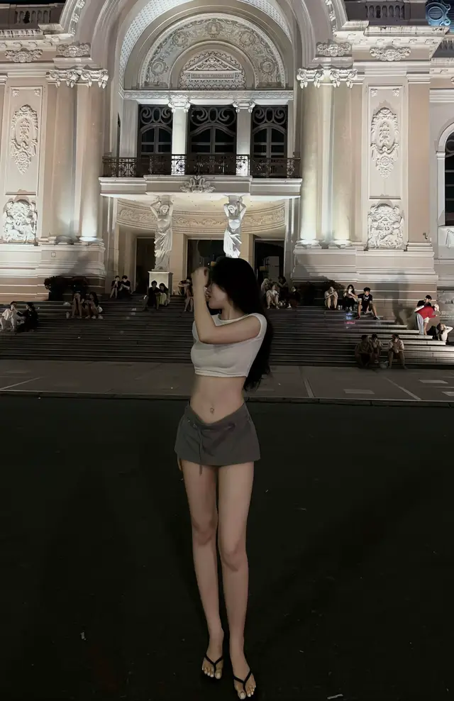 Không phải gơ phố nhưng vẫn trốn bố iu anh kekeke  #yfp 