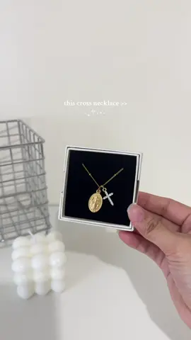 Non-tarnish cross necklace ✨ #crossnecklace #necklace #nontarnishjewelry #giftideas #womensnecklace 