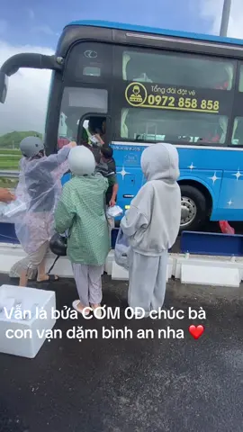 Giúp  bà bằng tất cả tấm lòng ❤ ❤❤ cực nhưng trong lòng vui là được ạ 