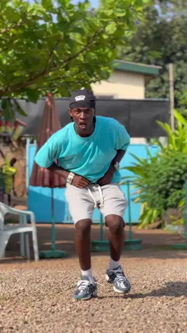 DC: Moi ..Il fait chaud 🥵 Massah 😹🙌🏾💔🏊#deboy #viral_videos #pourtoii #newchallenge @zepekior 