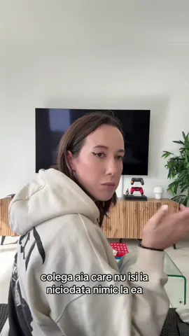 trimite-i asta colegei🤣🤣