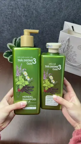 Dùng hiệu quả lắm nha mấy chị #capdaugoivadauxa #daugoithaoduoc #daugoi #daugoithaiduong3gold #saothaiduong #thanhhoai22003 