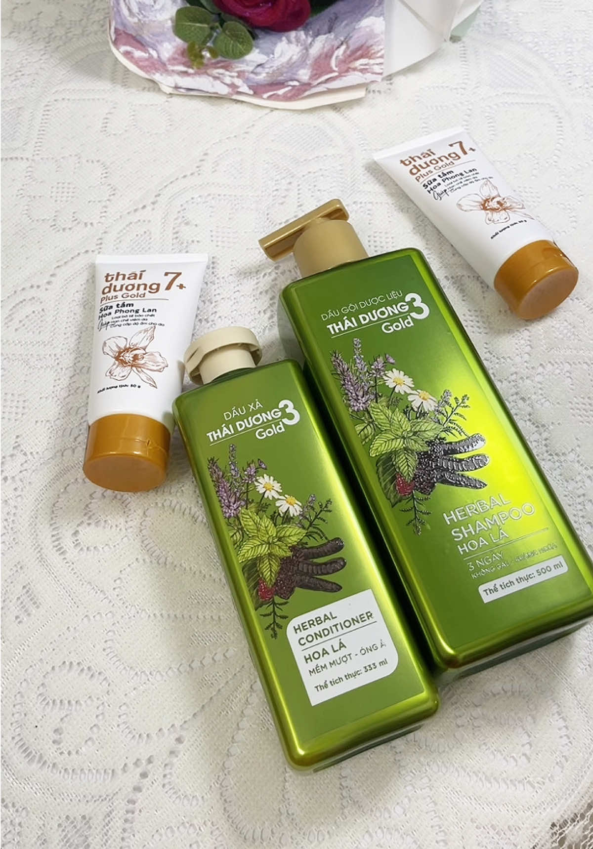 Làm sạch hiệu quả, giú hạn chế hư tổn tóc, chân tóc và da đầu, cải thiện rõ rệt tình trạng ngứa và rụng tóc sau một thời gian sử dụng 🌿 #daugoi #daugoithaoduoc #daugoithaiduong #xuhuongtiktok2025 #viralvideo  