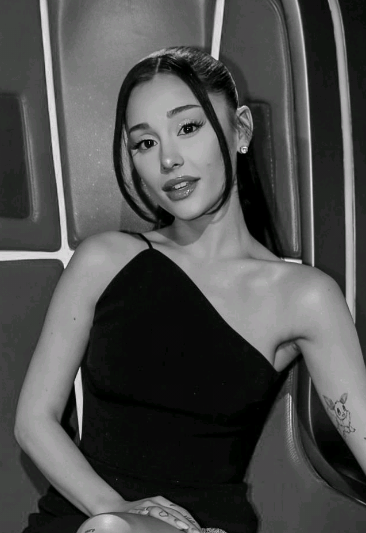 needy #needy #arianagrande #tradução #songlyrics #lyricsmusic 