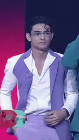 🫶🏻💜 #harryvaughan #hv 