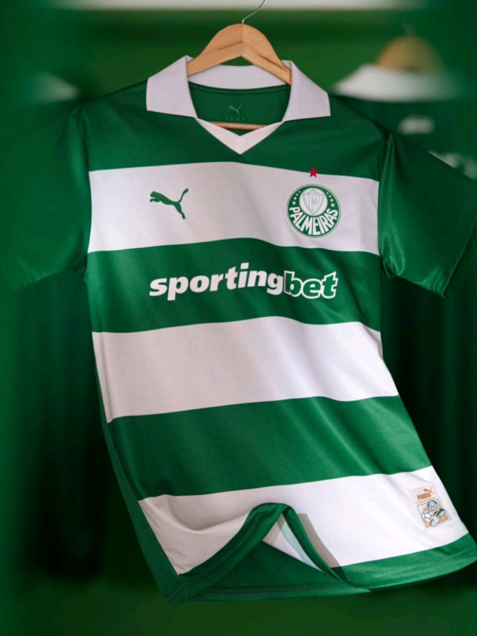 ​O Palmeiras, em parceria com a PUMA, lançou recentemente (em novembro de 2025) a Camisa Avanti 2025, que é um modelo exclusivo para sócios-torcedores do programa Avanti. ​👕 Design e Estilo ​Exclusividade: A camisa é um modelo especial, batizado de 