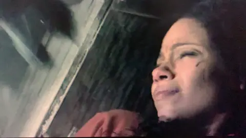 berani sekali menyakiti his fineshyt🤭 (sayang bgt predatornya jadi ubi) #alienvspredator #fypシ゚ 