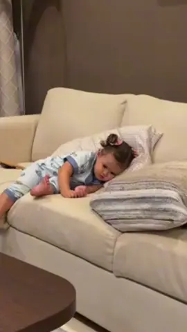 baba lagi mikir proyek apa lagi yang harus di kerjain🤣#briellababysamson #briella #briellacore #bayilucu #fyp 