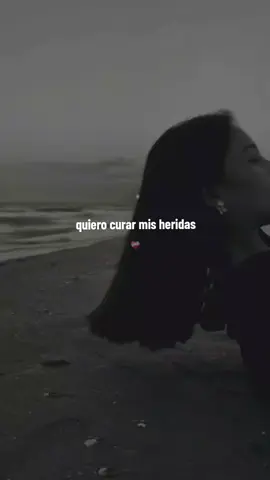 Espero que sanes, de todo eso que no dices, de lo que escondes tras una sonrisa, de lo que pesa en tu alma aunque nadie lo note. Mereces estar bien, no te des por vencida, tu puedes aunque cueste, hazlo para llegar a sentirte tan bien como tanto anhelas.  Que todas sanemos esas heridas internas que no le contamos a nadie...⚘️❤️‍🩹😊 #annettemoreno #guardiandemicorazon #sanarelalma #mujervalienteyluchadora #tupuedes 