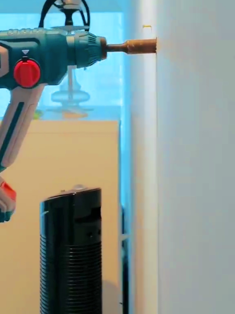 tiền nong không cần biết! của e hết 20 củ😁 #electrician #funnyvideos 