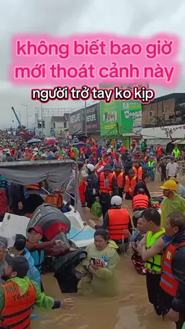 bão lũ hoành hành trên toàn quốc #suhuong #TikTokAwardsVN #muabao #luquet #mientrung 