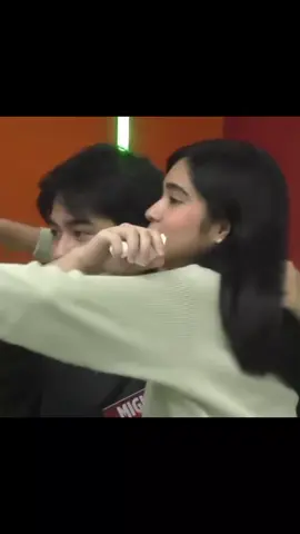 Okay, balik na tayo dito #elizaborromeo  #miguelvergara  #pbbcollab  #foryoupage  #lizguel  @Miguel Vergara 