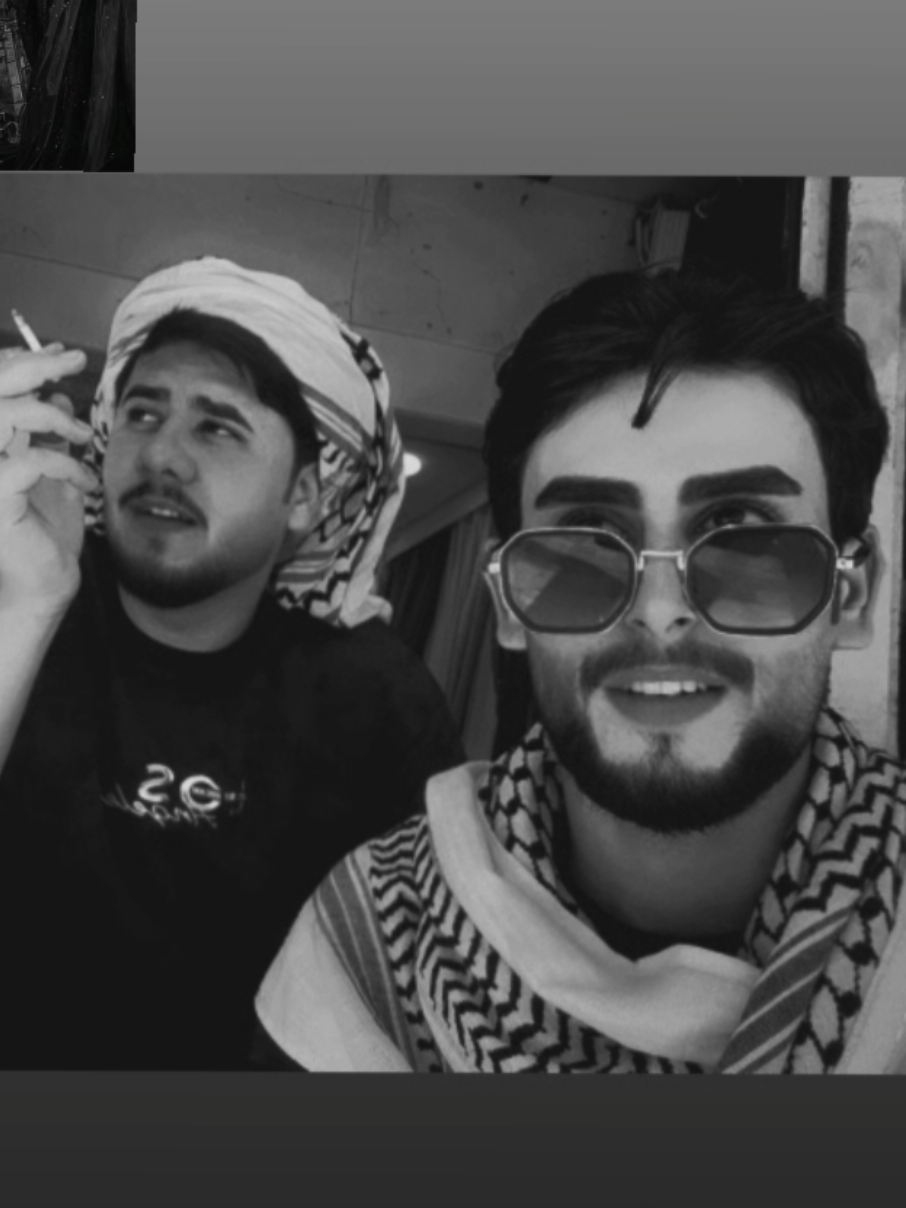 نزيله عنك ونسكن دورها مرتضئ غزي #الرادود_مرتضى_الغزي  . أحمد آل زبن@فآضل آل زبن🫆  . . ... . . . . . . . . . . . . . . . #كليشه_gemini #ذكاء_اصطناعي #كليشاتgeminiللرجال  #كليشات 