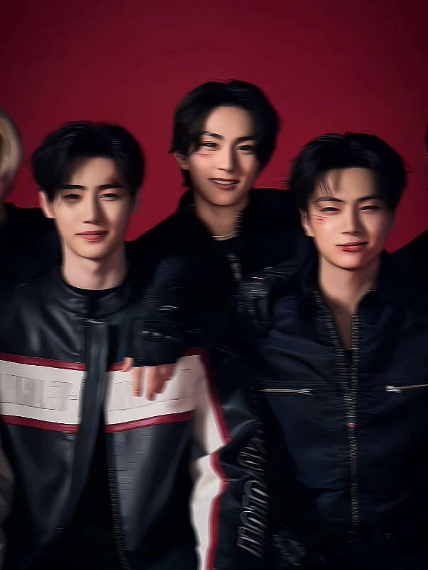 nak motor sebelah mana nihh🤟🏻🔥 #enhypen #4upage #fyp 