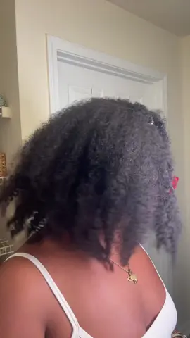 LOVE HER DOWN😫😫😍@hergivenhair.shop #halfwig #curlyhair #hbcu #hairtok