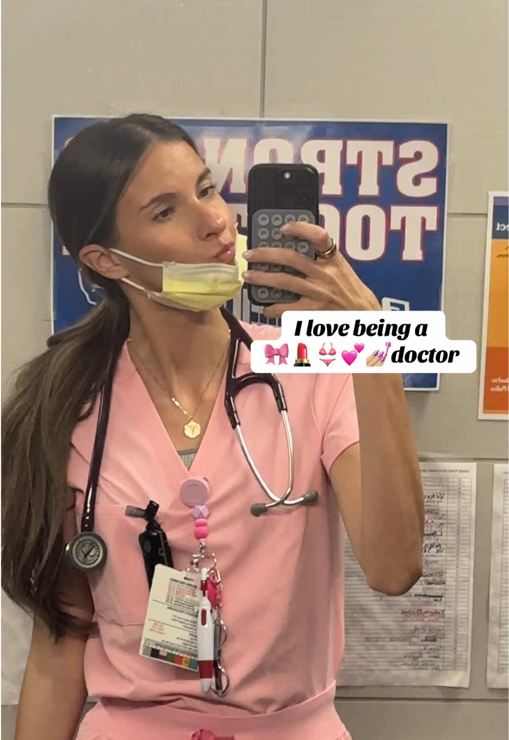 bringing good vibes to the ED w/ fun scrubs always 🩷 @wearfigs 