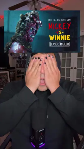 Oh geez LMAOO. Are they even trying anymore? Hahaha  - #greenscreenvideo #horror #horrormovies #scary #thriller 