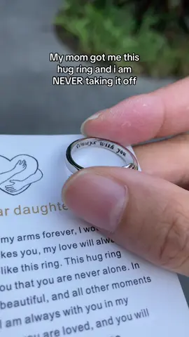 #hugring #momanddaughter #Love #giftideas #tiktokmademebuyit  