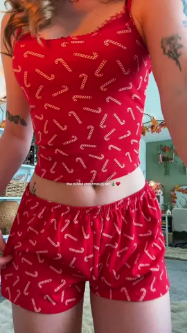 I’m currently obsessed with pajama sets 🤭