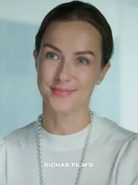 Бизнесмен влюбился в девушку, которая спасла ему жизнь | 🍿Сериал по ссылке в шапке профиля, под кодoм: «16722» | #richas_films #movie #моментыизфильмов 