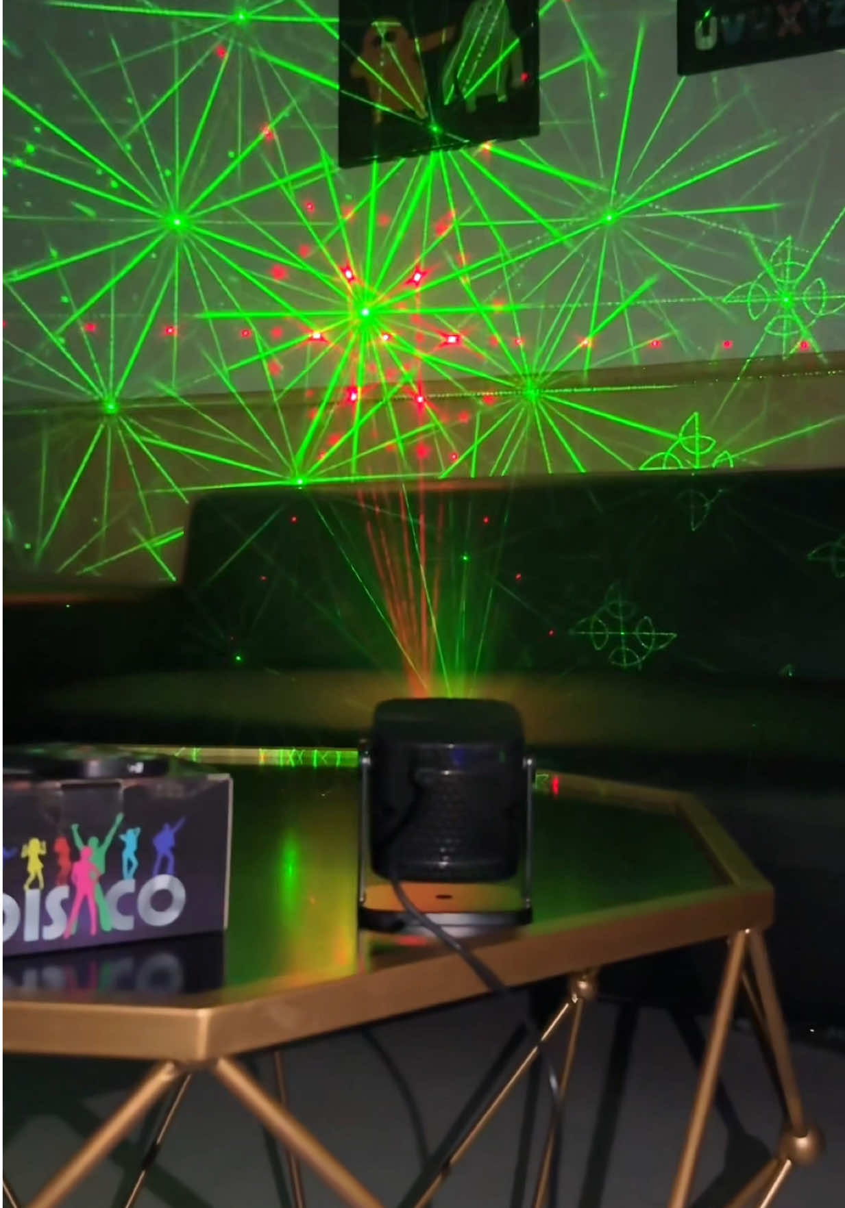 Đèn Laser 2 Mắt Party Light Phiên Bản Nâng Cấp 60 Hiệu Ứng #denlaser #denpartylight #xuhuong 