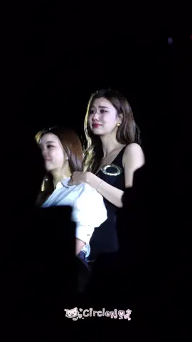 P’Lena kiss Miu😭#mysafezonetheseries #lalinalena #miunatsha #lenamiu #ลีน่าหมิว