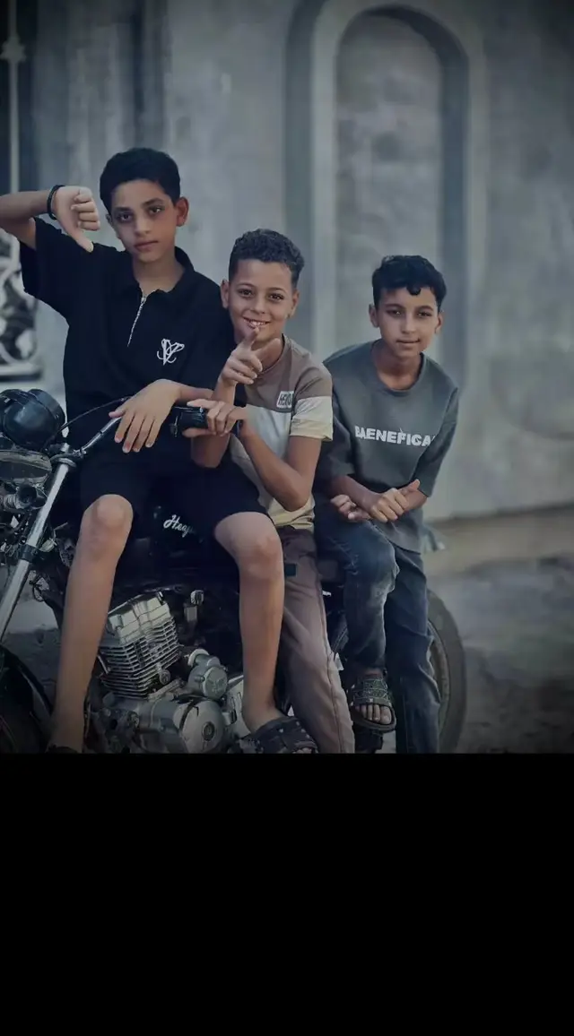 #الشعب_الصيني_ماله_حل😂😂 @ابــو علــي🫅 @يــــو𝒀𝑶𝑼𝑺𝑺𝑬𝑭ســــف🫅🏽 