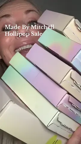 Run 🏃‍♀️ they are selling out fast! #madebymitchell #mbm #makeupsale #BlackFriday #TikTokMadeMeBuyIt  @🇬🇧MADEBYMITCHELL🇬🇧 