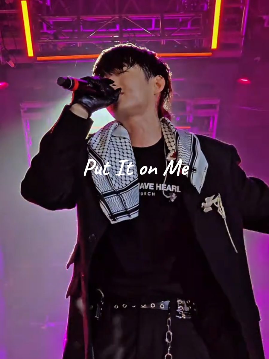 @eaJ  - Put It on Me  🗓️21 November 2025 📍Basket Hall GBK Senayan  #The1over9Tour #eaJakarta #tourbyeaj 