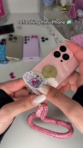 GlowUp mini iPhone 🧹🛁 #satisfyingvideos #asmr #mini #iphone #bff 