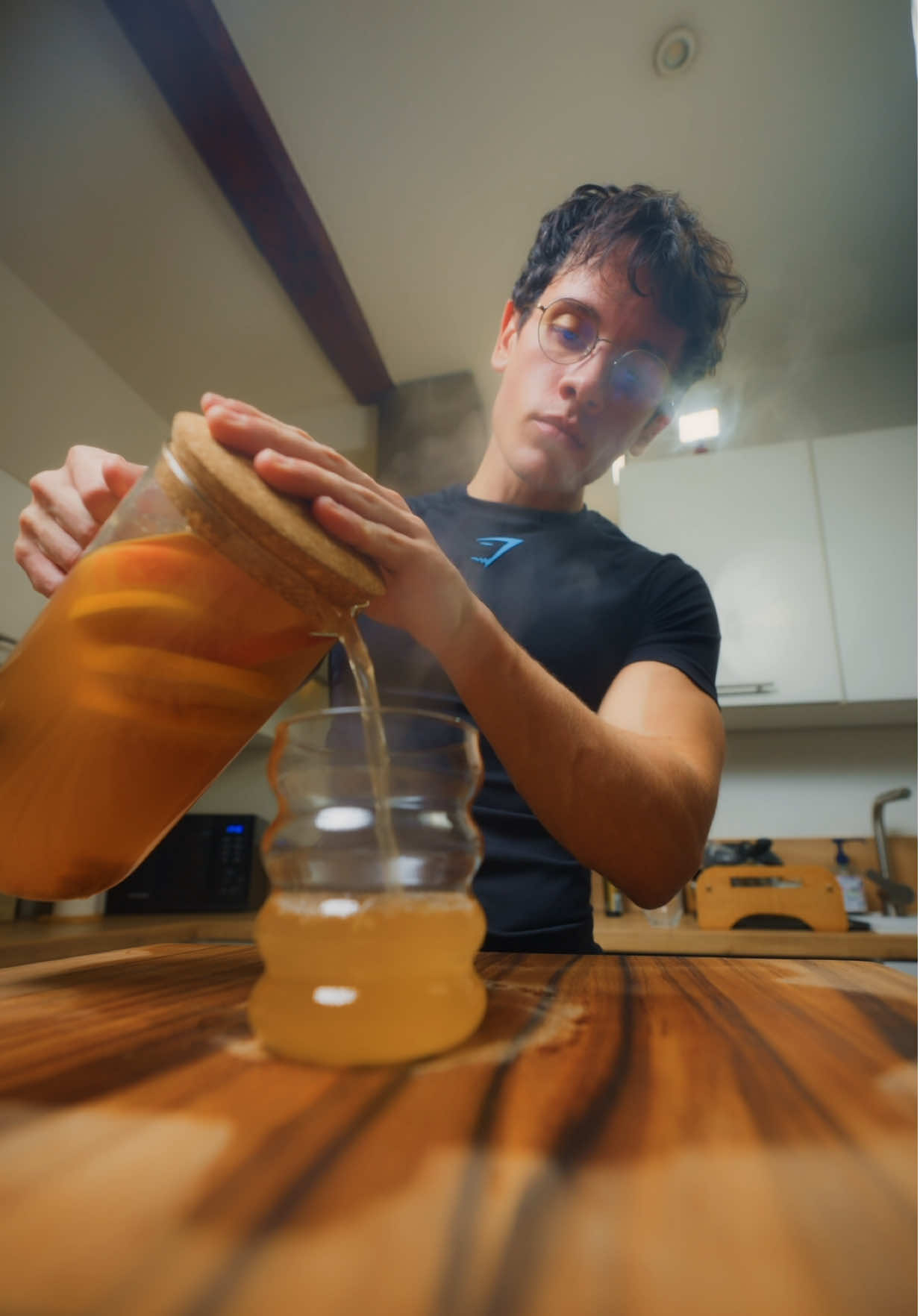 Tisane Maison 🍵 Recette ⬇️ • 500ml Eau  1 Pomme 1 Orange  2 Bâtons de cannelle  Cannelle moulue  Gingembre  Lait d’amandes optionnel • Ebook de recettes disponible - Cook for Zey Volume I ➡️ • #proteines #nutrition #recettessaines #tisane #hiver 