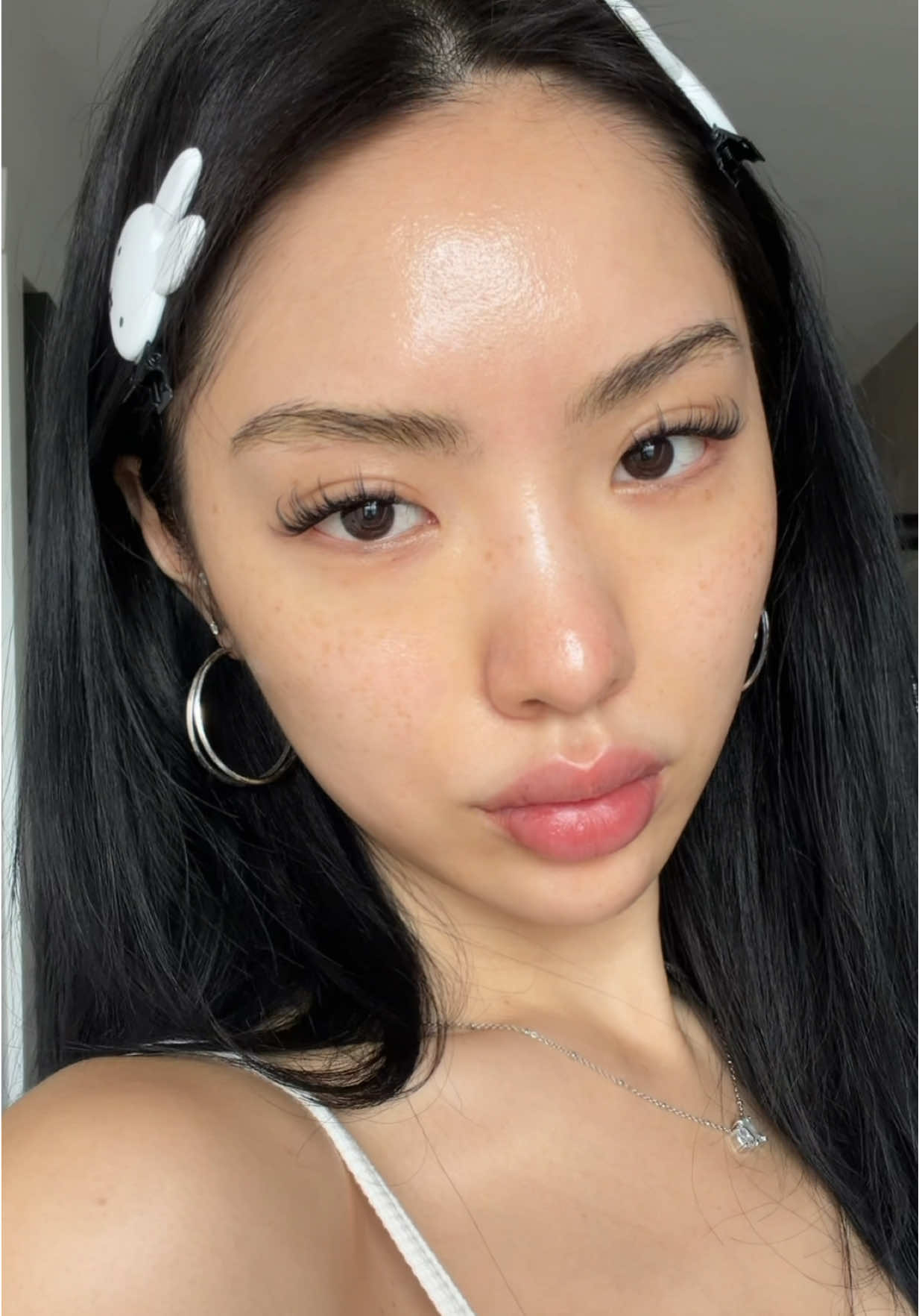 The iconic @TORRIDEN US dive in serum - worth the hype I fear and will be on sale on Amazon for Black Friday, Cyber Monday from 11/20 to 12/1 🫧