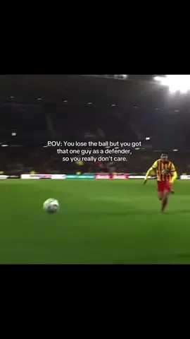 Tag that person 🧱. #footballtiktok #fyp #defending #viral #edit 