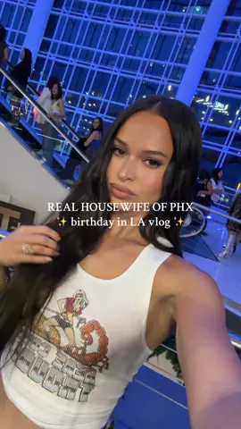 Early bday in LA Vlog ✨ so happy i finally got to see Sabrina Carpenter 🎀  Glam team: @Glam by Ayleen @Hairdressmess  Hair extensions: @SHAE Hair  Workout set: @alo airlift  Jeans: @reformation  #birthdayvlog #birthdayparty #sabrinacarpenter #losangeles #dayinmylife 