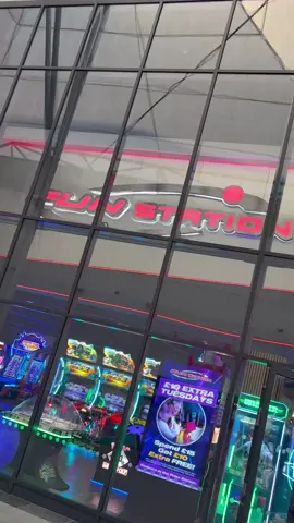 Skip the hard part and have some FUN!!! 👾🍦🔐 #funstation #breakout #titanicdesserts #christmas #funcard 