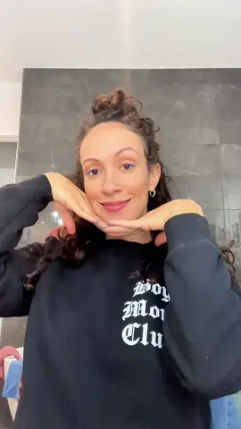 Don’t mess with us #millennial #millennialmoms #grwm 