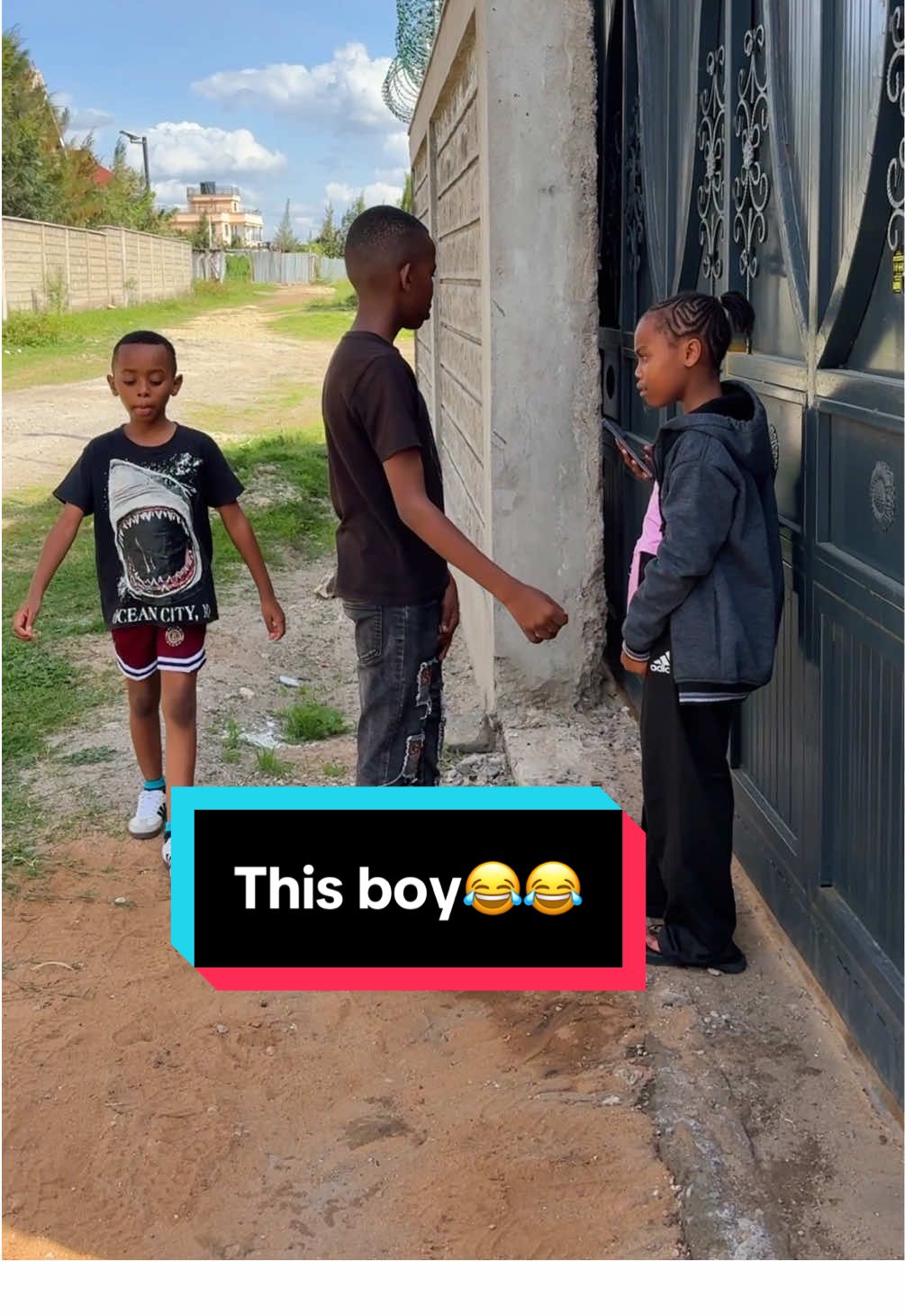Love is blind😂😂😂#juniorcomedian #loveisblind #juniorcomedianfunnyvideos #fyp #foryou @Gendy(Baba Junior Comedian) @Junior Comedian backup @Official Mwas💎 @Curious Cousins 
