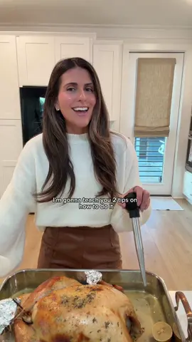 Tips on making friends in your 20s🤎 #friendsgiving #friendship #relaltable #cutecouple #30a 