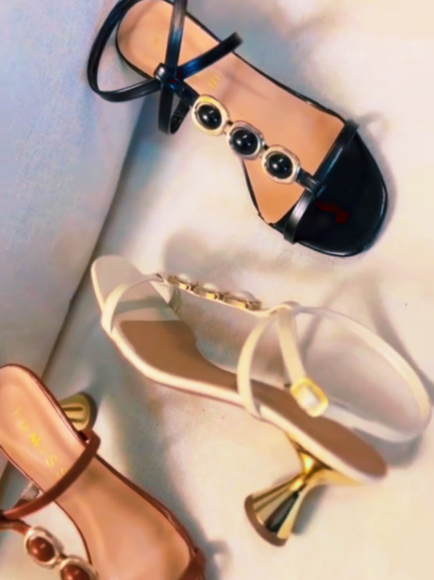 Link nos comentários 👉👉#sandaliafeminina #sandaliadelicada #sandalias #sandaliadesalto #sandaliashopee 