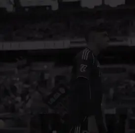 خليفه كروس يخي🔥👆#viral #foryou #valverde #tonikroos #توني_كروس 